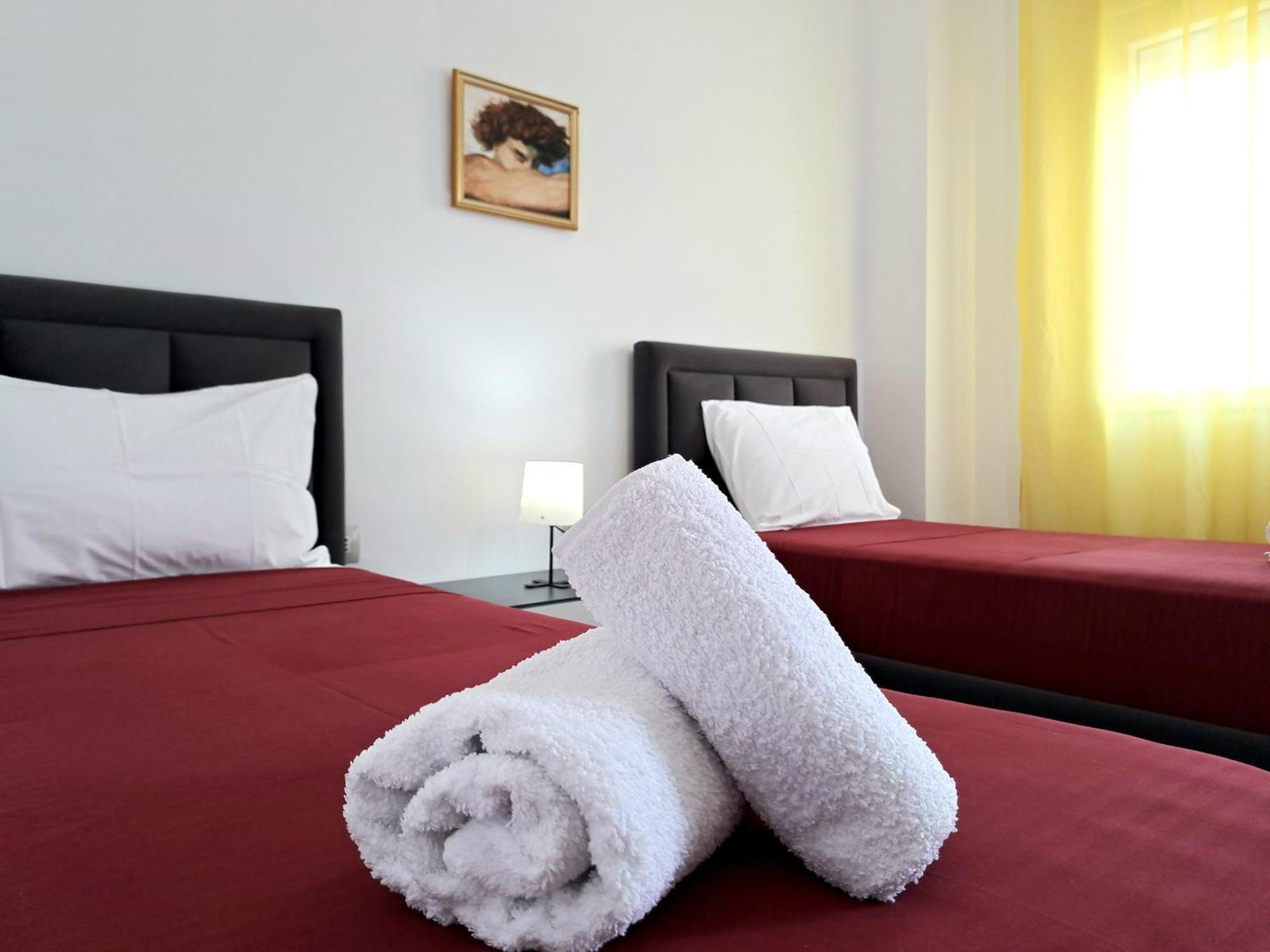 Pazari Luxury Central Apartment Тирана Экстерьер фото