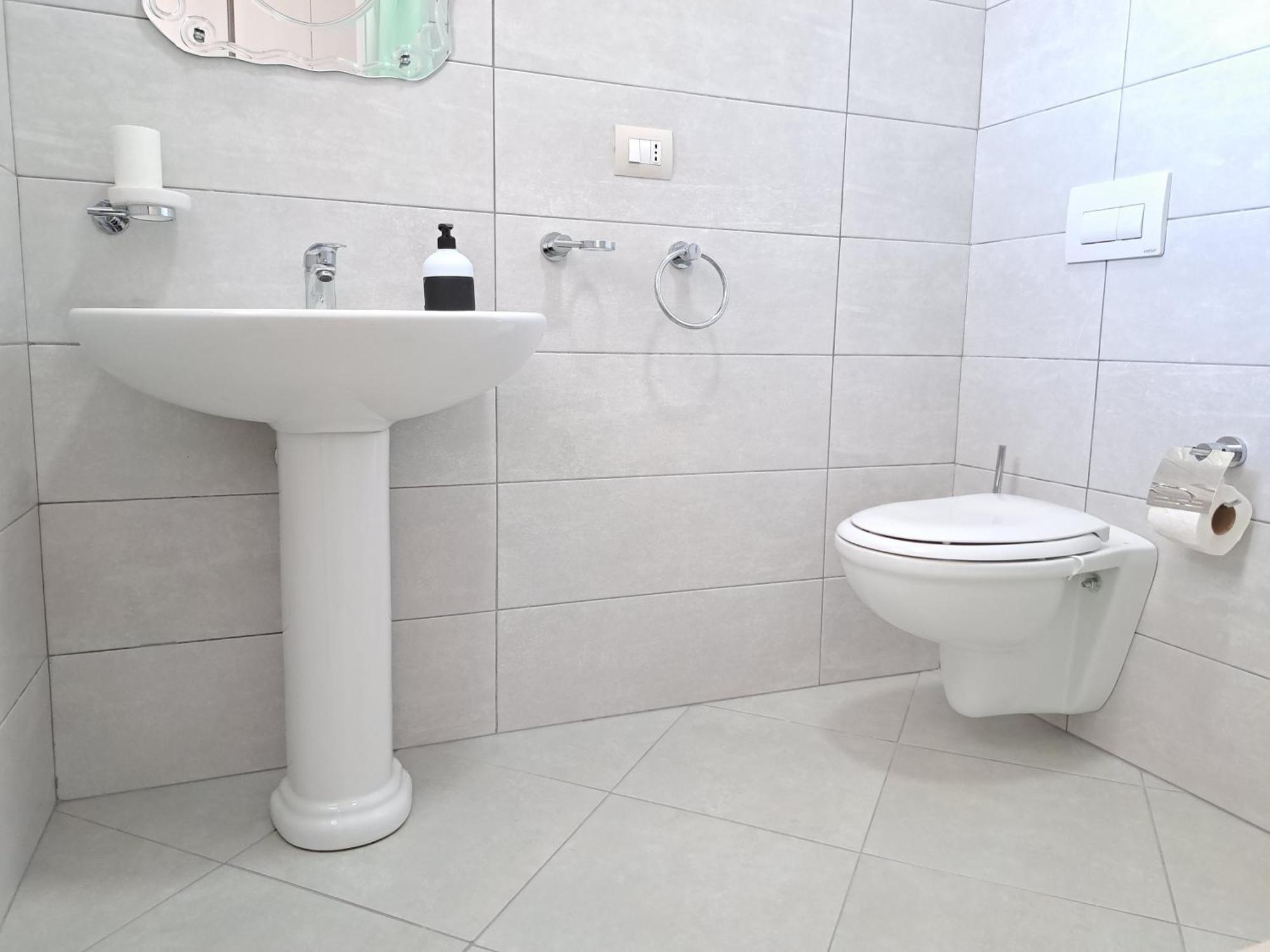 Pazari Luxury Central Apartment Тирана Экстерьер фото
