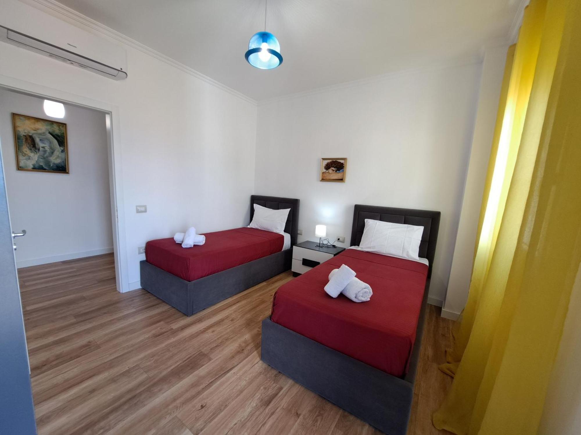 Pazari Luxury Central Apartment Тирана Экстерьер фото