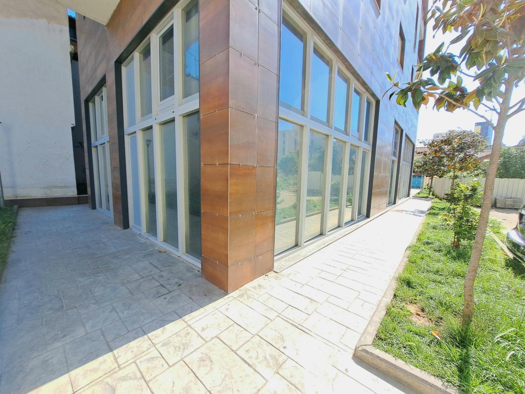 Pazari Luxury Central Apartment Тирана Экстерьер фото