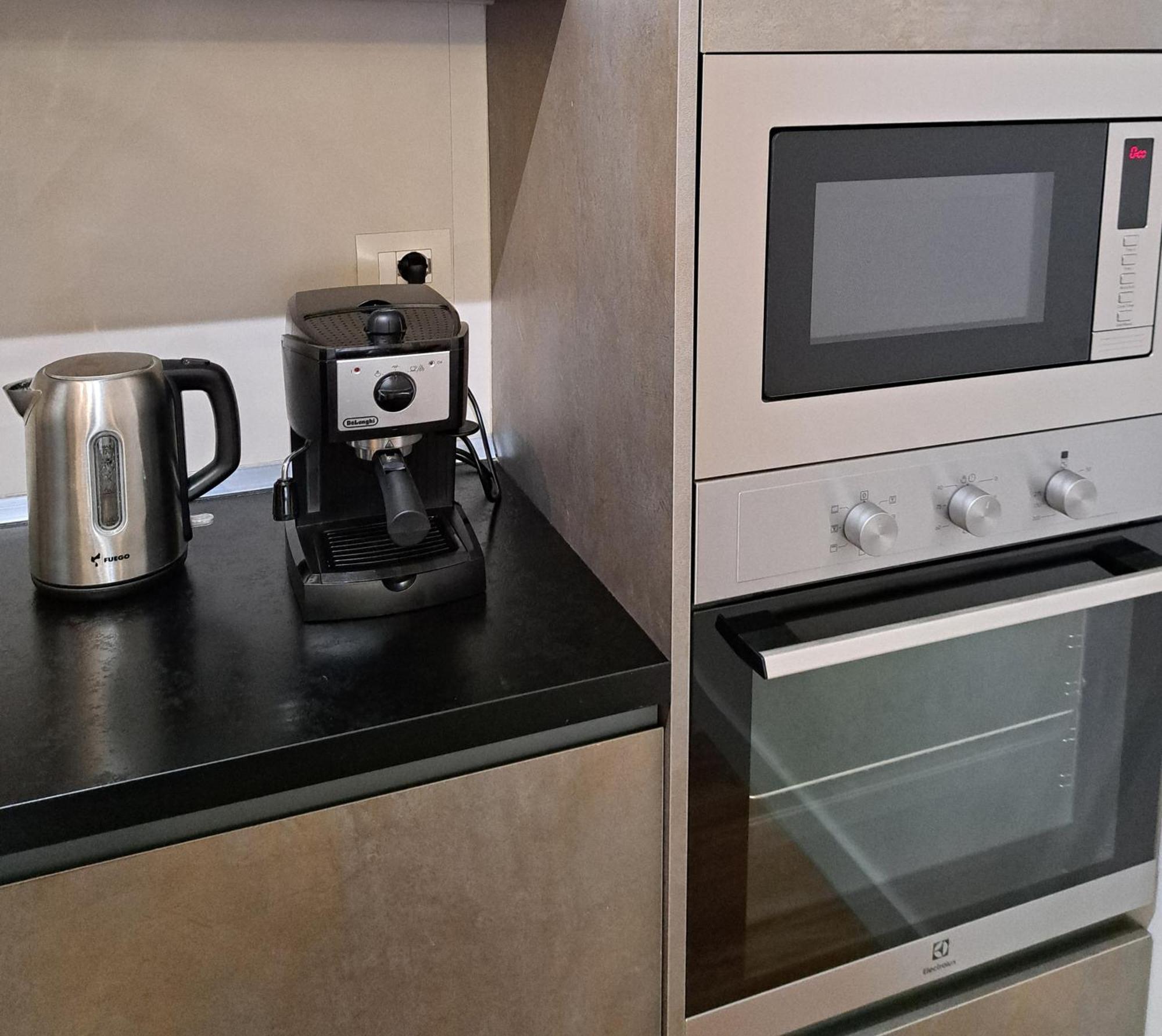 Pazari Luxury Central Apartment Тирана Экстерьер фото