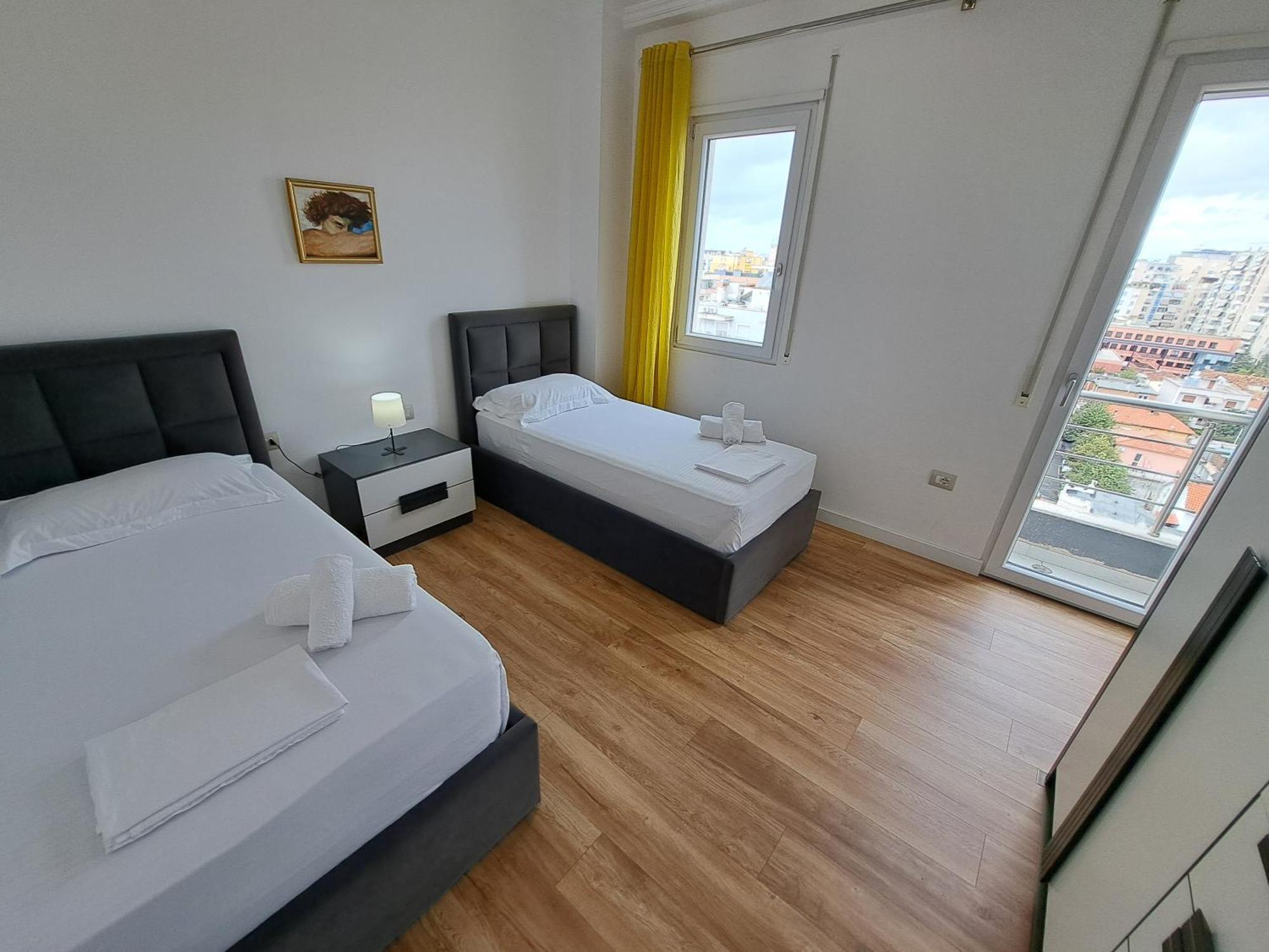 Pazari Luxury Central Apartment Тирана Экстерьер фото